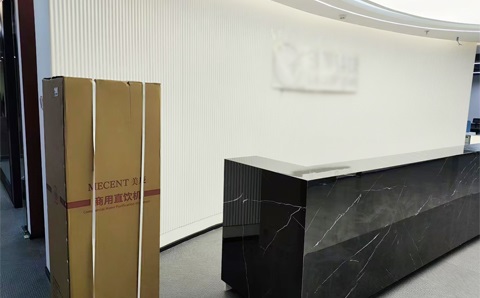 北京領(lǐng)某科技有限公司-租賃商用直飲機案例